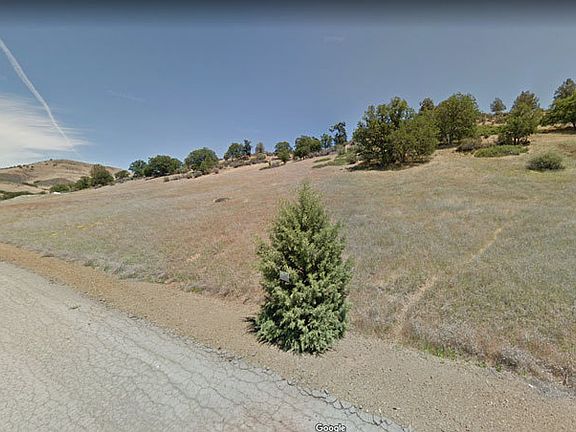 4th image of Fir Dr