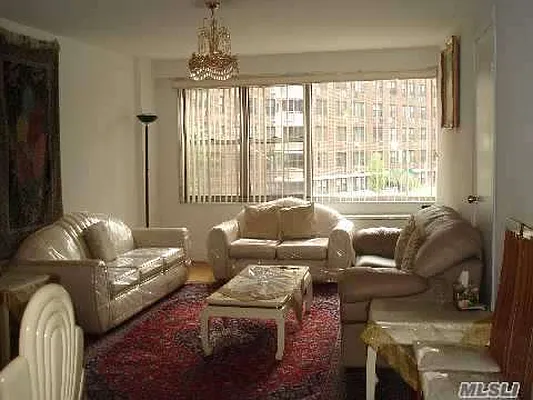 Sold by Prime Realty | media 19