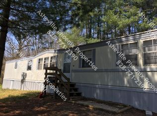 18 Eaglebear Dr, Asheville, NC 28806