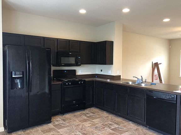 2nd image of 4522 Esper Ln #315