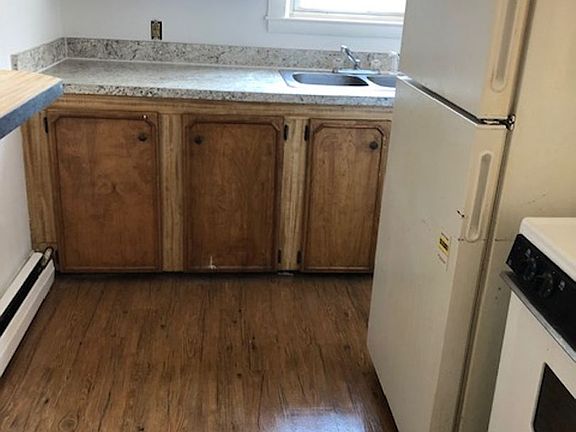 5th image of 493-497 Cumberland Ave #493-4