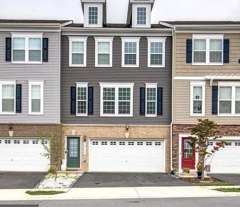 1st image of 10563 Waterbury Woods Way