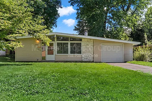 800 Bobbins Ln Photo 1