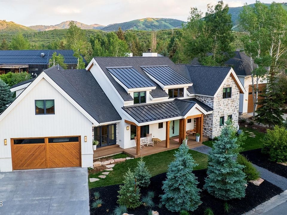1st image of 753 Mountain Oak Ct