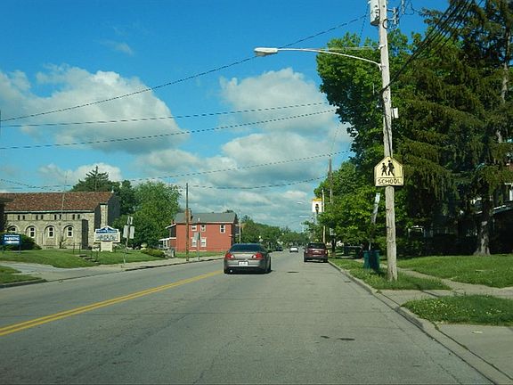 5th image of 1625 California Ave