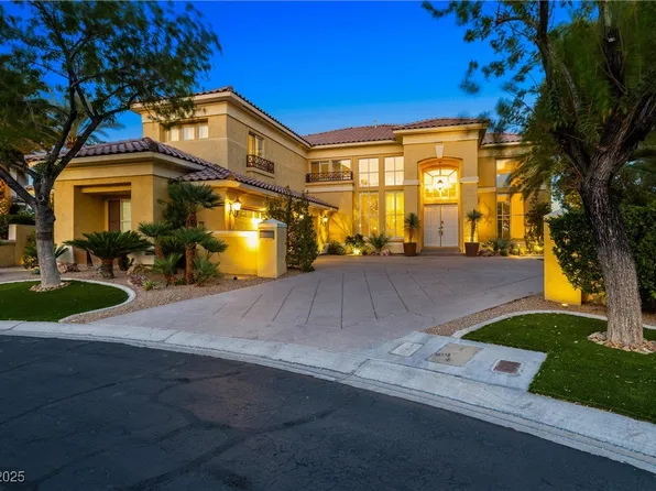 8900 Tavistock Ct, Las Vegas, NV 89134