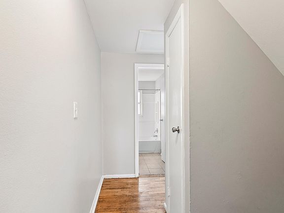 2nd image of 1887 Oakland Park Ave APT D