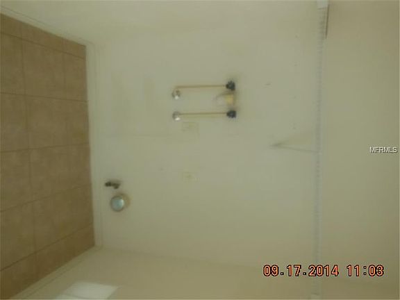 4th image of 874 Summit Greens Blvd