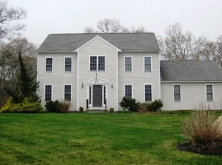 10 Vickerson Ave, Bourne, MA 02532