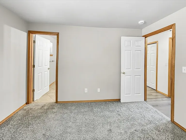 17167 Upland Dr — Photo 9