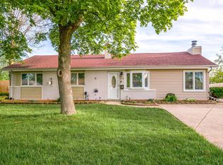 85 Kingman Ln, Hoffman Estates, IL 60169