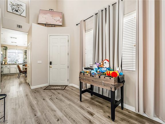 5th image of 9125 Hampstead Ave