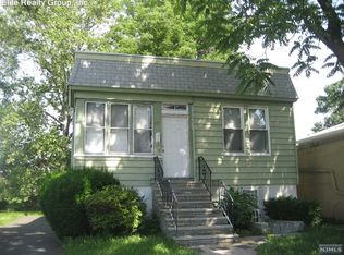 327 Nesbit Ter, Irvington, NJ 07111