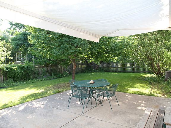 2nd image of 2133 Cherrywood Cir