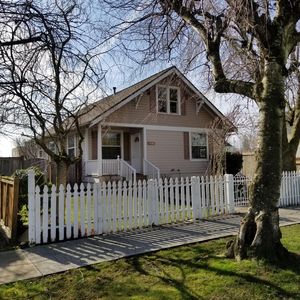 1402 Davis Ave, Enumclaw, WA, 98022