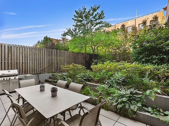 4th image of 291 Union St Unit Maisonette 3