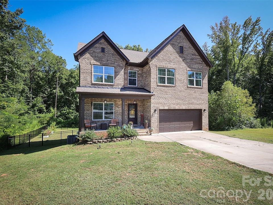 1st image of 10105 Greenwood Ct