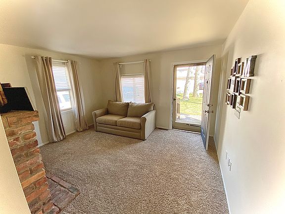 2nd image of 1684 Oldtown Ave
