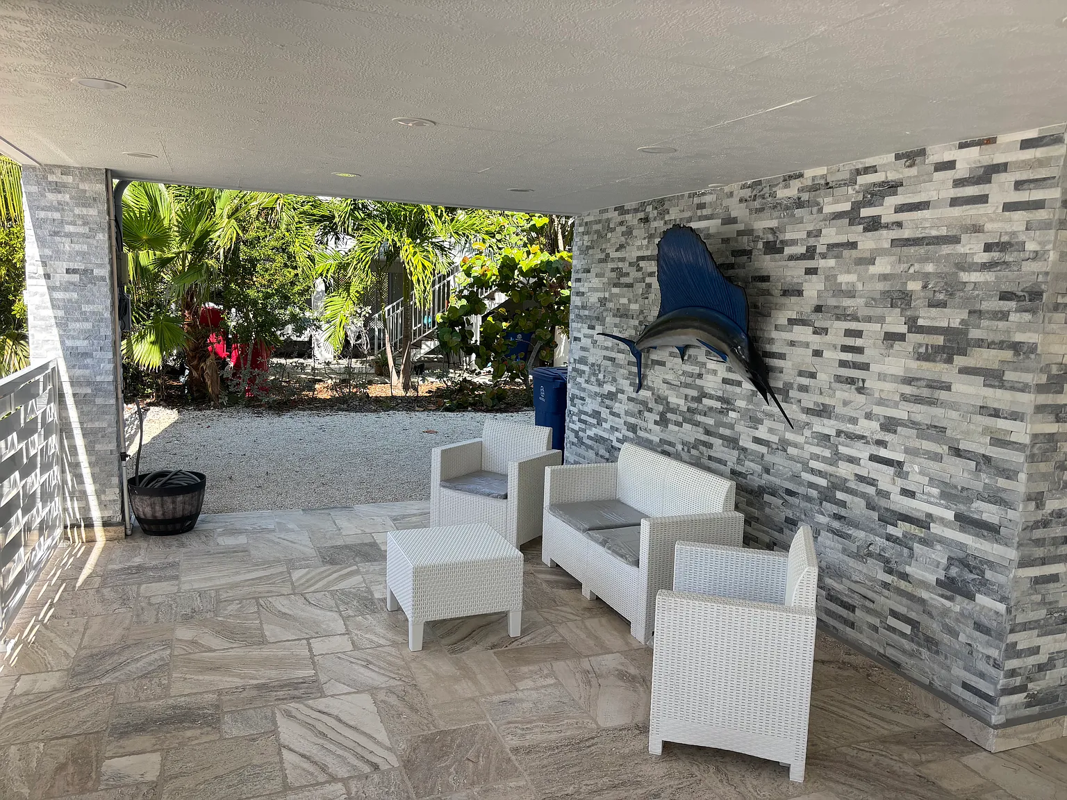 3 bed, 1040 sqft, $8,500 — Photo 3
