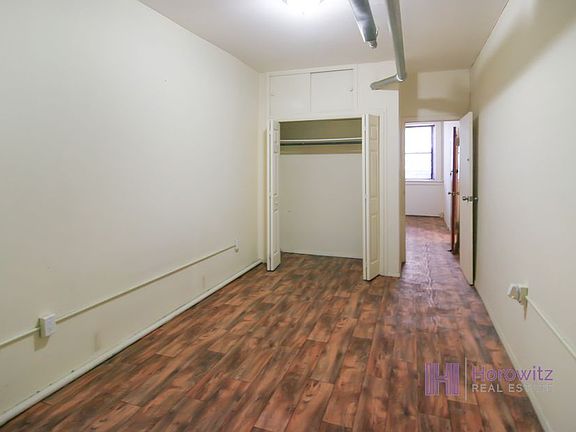 4th image of 3052 23rd St APT 1B