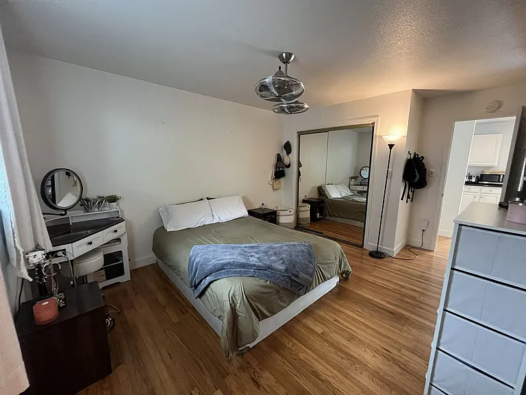 8342 Hillgrove St — Photo 14