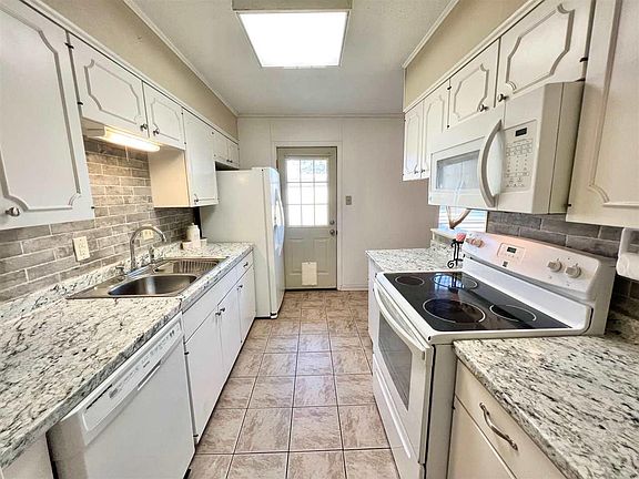 3rd image of 4706 Markwood Dr
