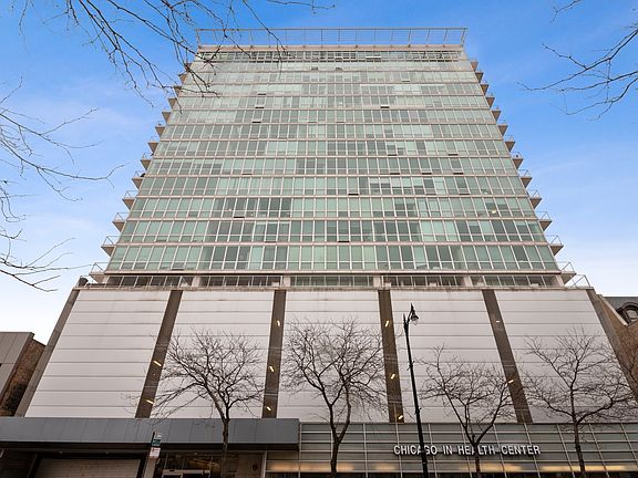 2nd image of 1845 S Michigan Ave Unit 2001