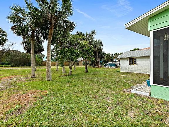 4th image of 2112 S Daytona Ave