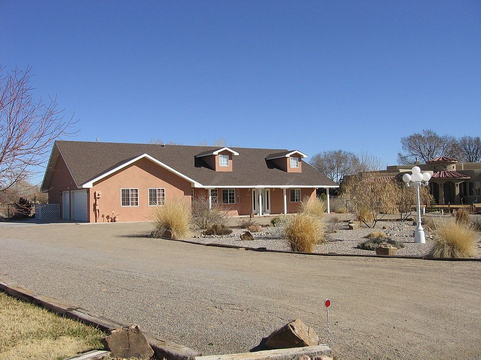 Beautiful NM Style Home