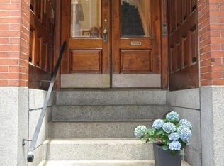 69 Pinckney St APT 2, Boston, MA 02114