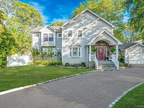 106 Springdale Drive, Ronkonkoma, NY 11779