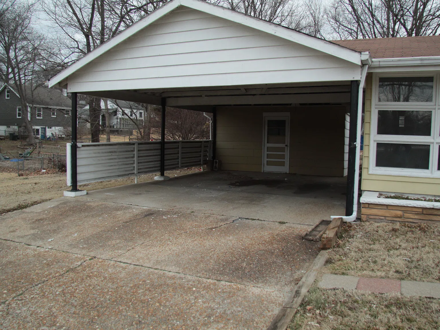 3 bed, 1278 sqft, $1,595 — Photo 2