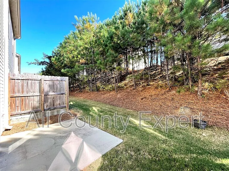 599 Oakside Pl — Photo 21