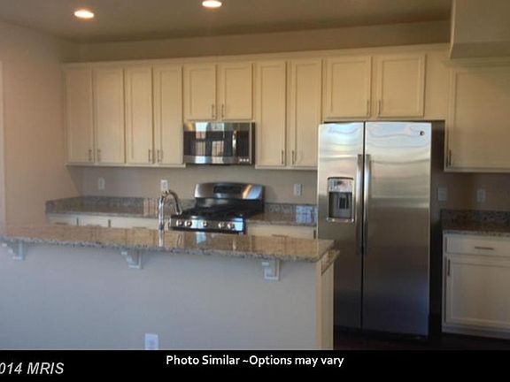4th image of 601 S Cherry Dr