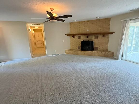 5th image of 203 N Ellen Street
