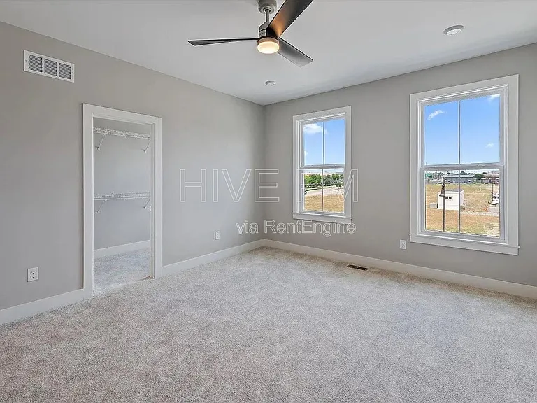 7234 Otley Dr — Photo 29
