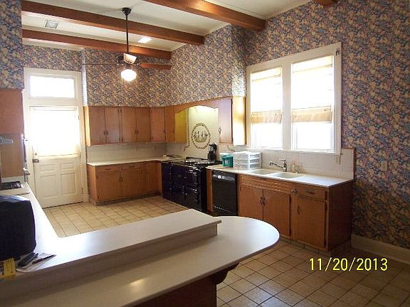 2nd image of 2123 Saint Mary St