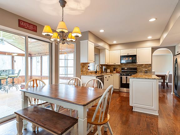 5th image of 408 Rock Hall Cir
