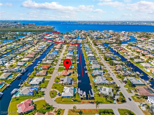 1027 Clarellen Dr, Fort Myers, FL 33919