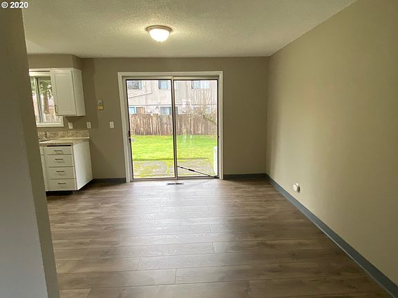 3rd image of 10404 NE 19th Ave