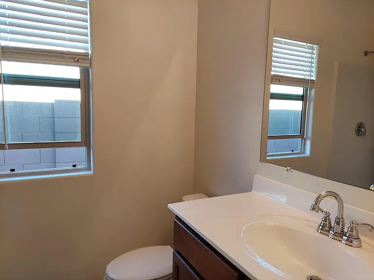 121 W Seaside Dr — Photo 25
