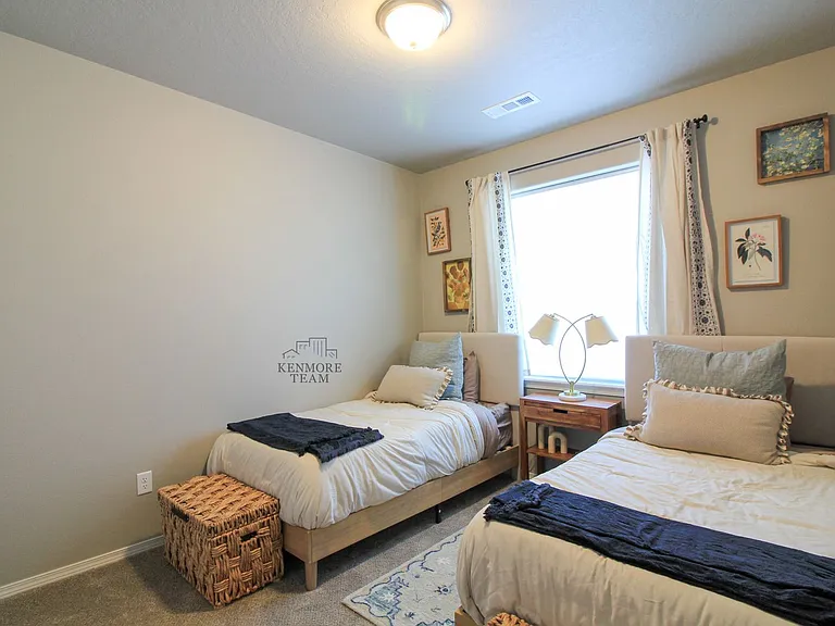 2933 Castle Rock Blvd — Photo 13