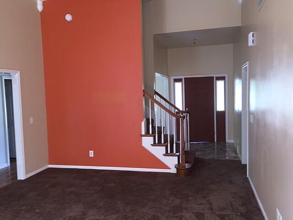 3rd image of 4609 N Heatherwood Dr
