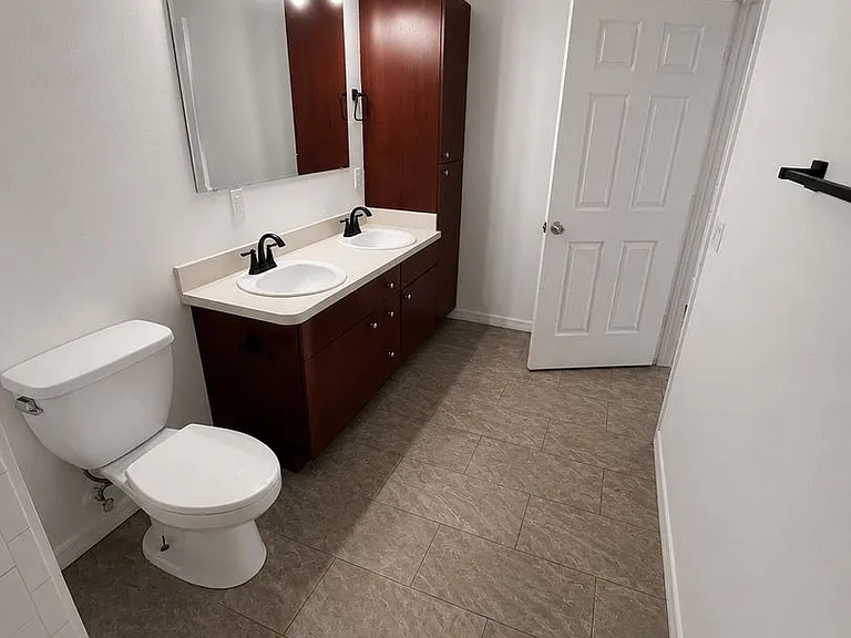3019 Walnut Ct — Photo 10