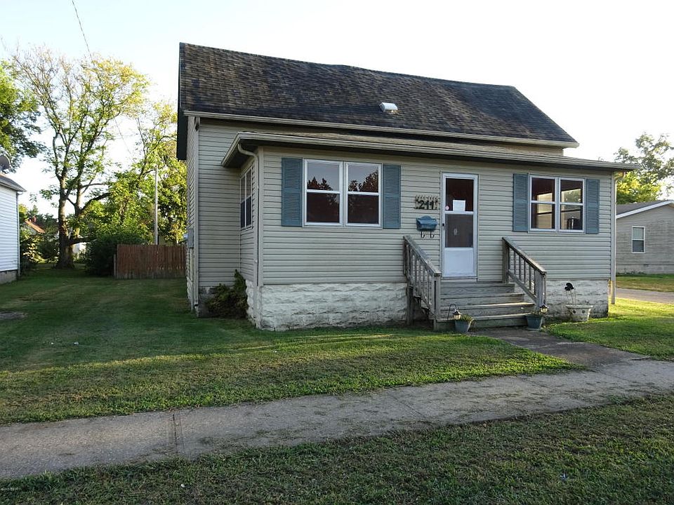 1st image of 211 E Raymond St
