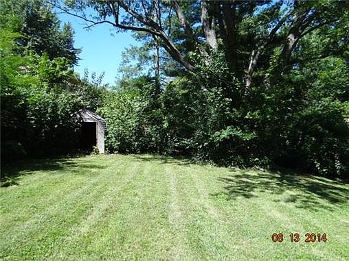3rd image of 2840 N 41st St