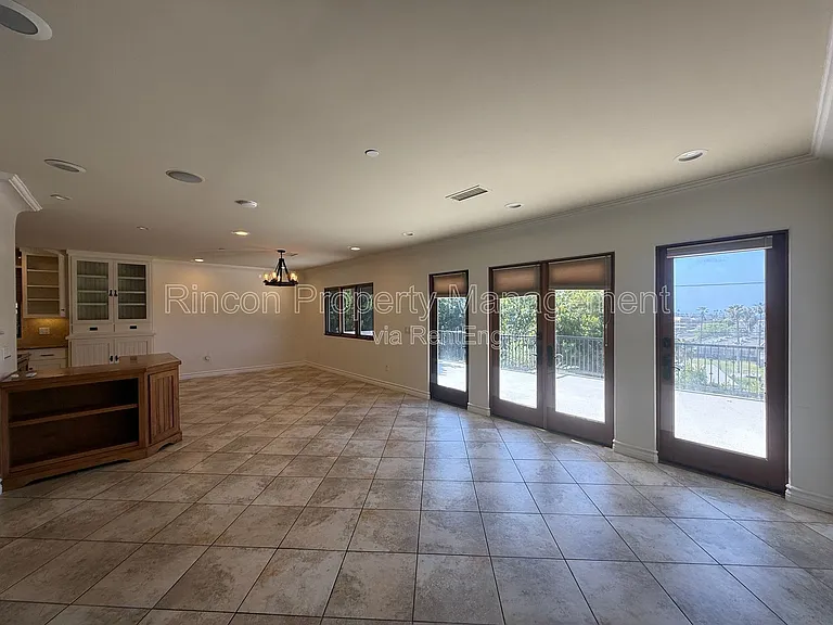 2166 Palomar Ave — Photo 5