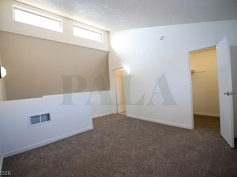 5196 Gray Ln #D — Photo 1