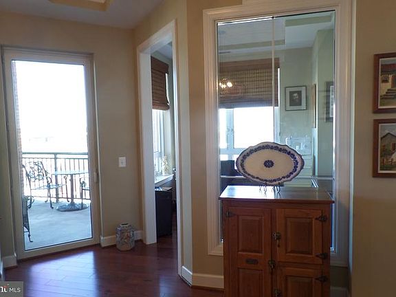 2nd image of 1915 Towne Centre Blvd Unit 804