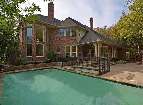 5th image of 2734 Sylvan Way